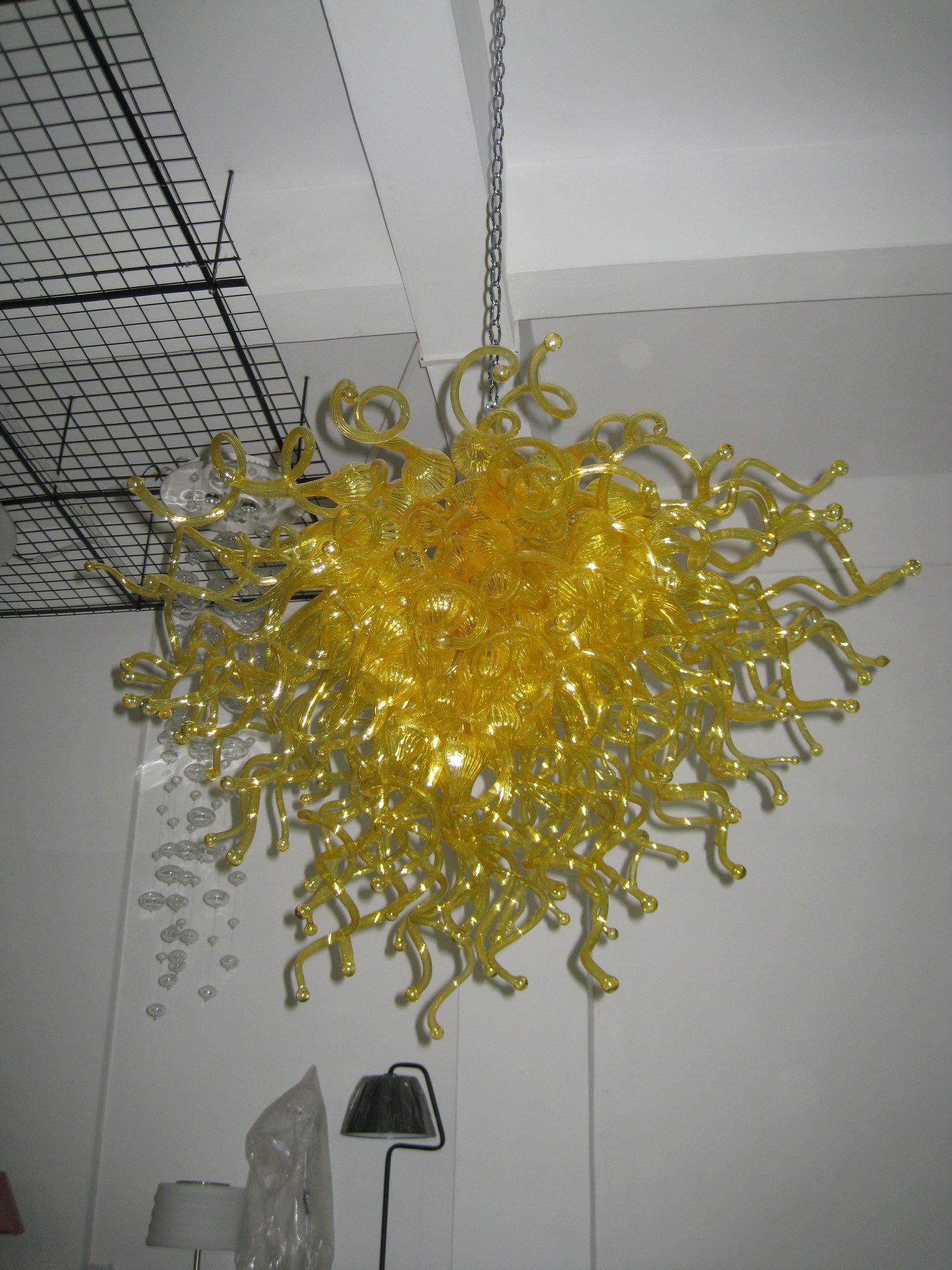 Joy mild endure high temperature borosilicate golden yellow blown glass chandelier