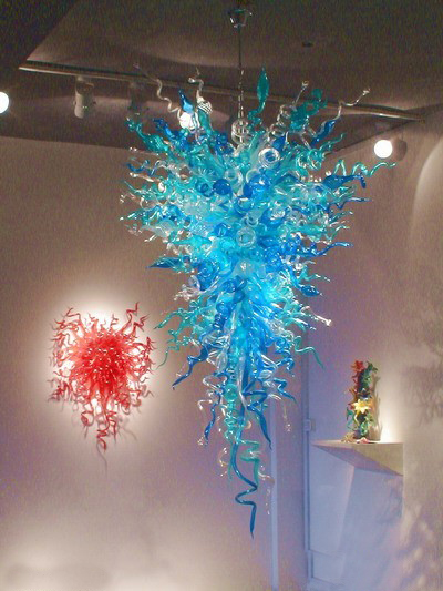 The beautiful handsome high quality blue hand-blown Murano art glass chandelier for sale